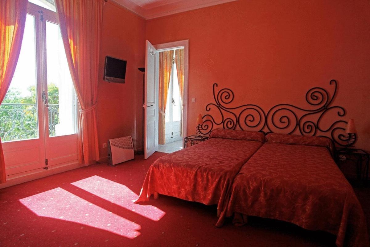 Hotel Saint-Alban Nézignan-lʼÉvêque Kültér fotó